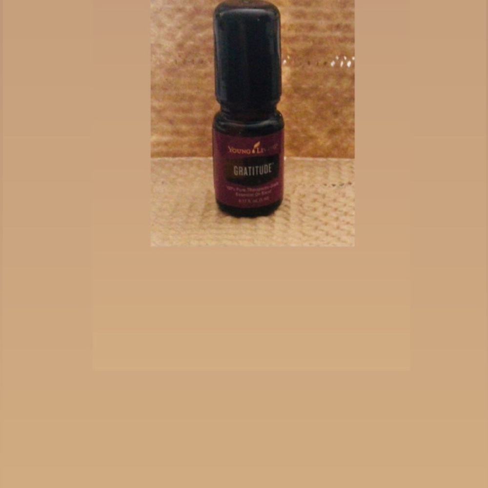 Brand New, unused Gratitude Essential Oil Blend 5ml roller top